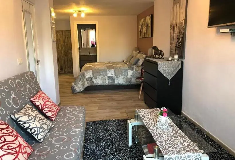 اتاق استاندارد چهار تخته, Villa Paraisos