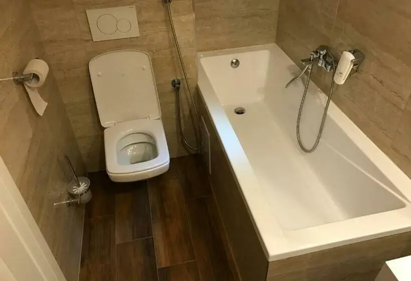 スーペリアトリプルルーム, Centercity Apartments