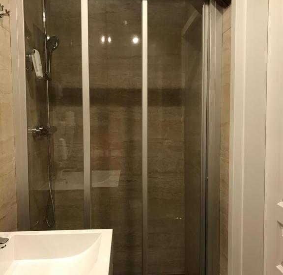 デラックスルーム, Centercity Apartments