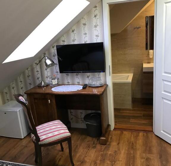 غرفة سوبيريور ثلاثية, Centercity Apartments