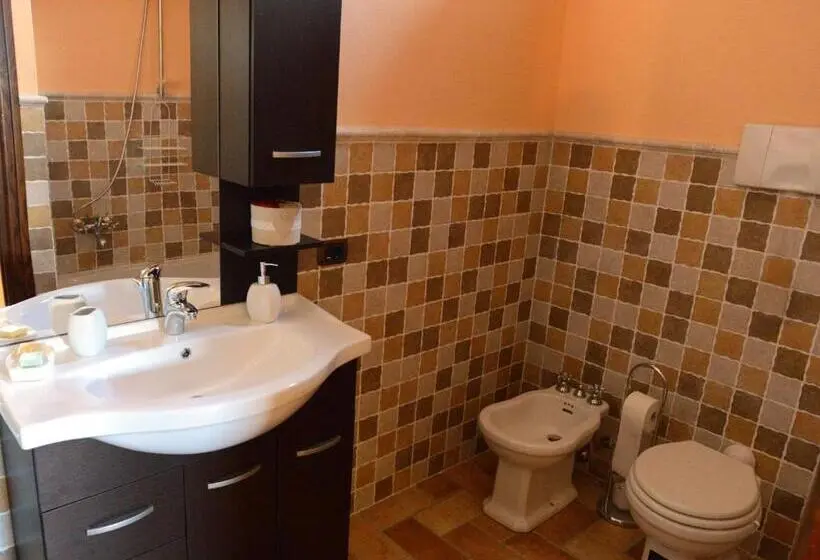 Standard room with outdoor bath, Torretta Di Bassano