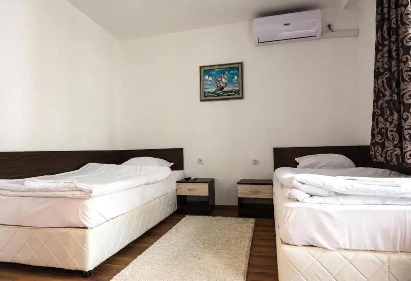バス共有のスタンダードルーム, Guest Rooms Old Captain