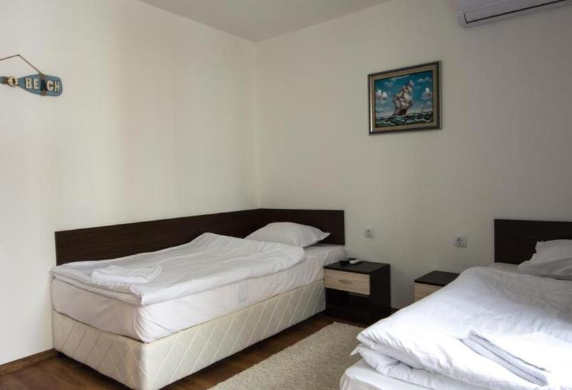 バス共有のスタンダードルーム, Guest Rooms Old Captain