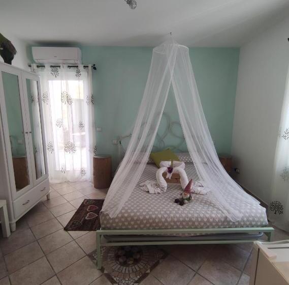 غرفة قياسية سرير كينج, B&b Elfo Degli Ulivi