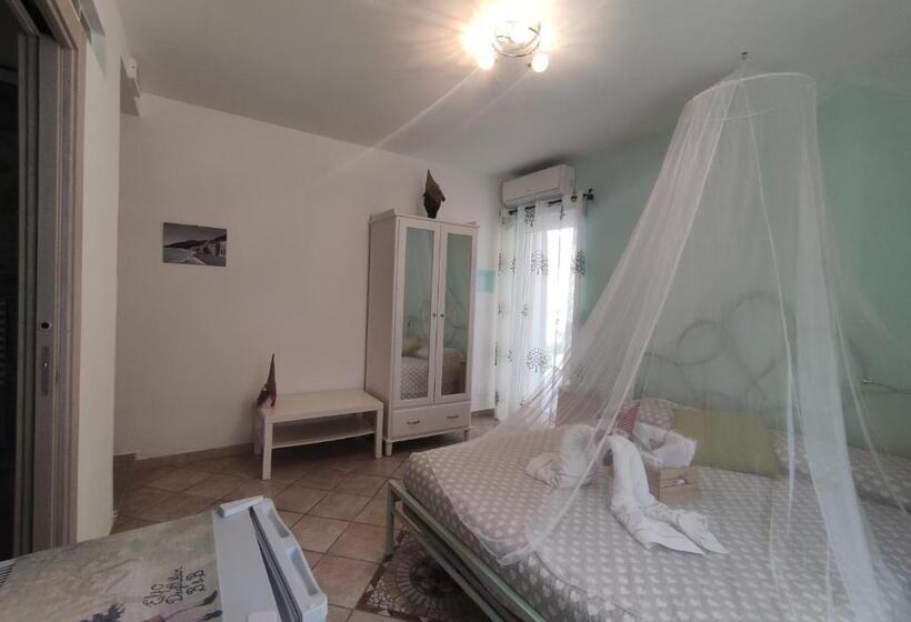 חדר סטנדרט עם מיטת קינג, B&b Elfo Degli Ulivi