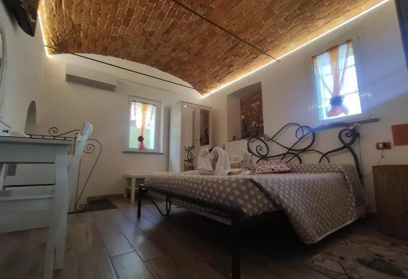 キングサイズベッドのデラックスルーム, B&b Elfo Degli Ulivi