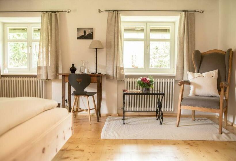Номер Стандарт Вид на Сад, Landhaus Alger