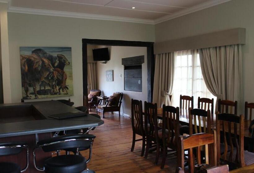 חדר סטנדרט לארבעה, Oranje Guest Farm