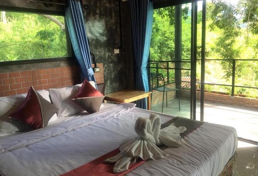 발코니 디럭스 룸, Keeree Loft Resort คีรีลอฟท์รีสอร์ท