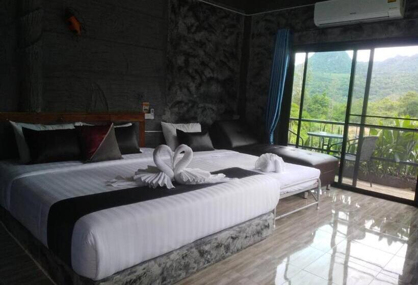 스탠다드 트리플 룸, Keeree Loft Resort คีรีลอฟท์รีสอร์ท