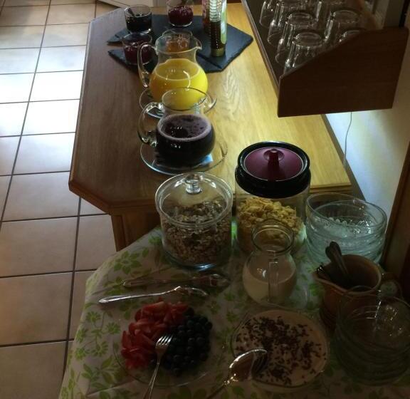 Номер Стандарт с Балконом, Gästehaus Biggi