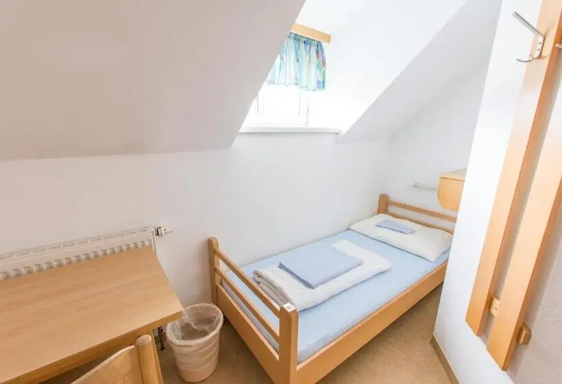 スタンダードシングルルーム, Jugendgästehaus Ulrichsberg