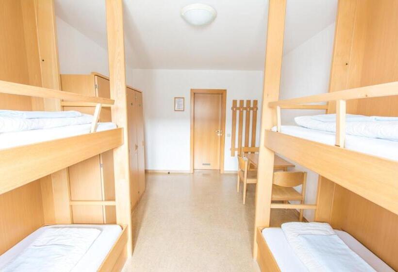 غرفة قياسية رباعية, Jugendgästehaus Ulrichsberg