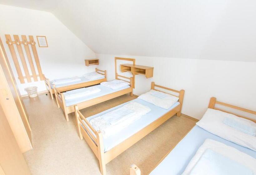 غرفة قياسية رباعية حمام مشترك, Jugendgästehaus Ulrichsberg