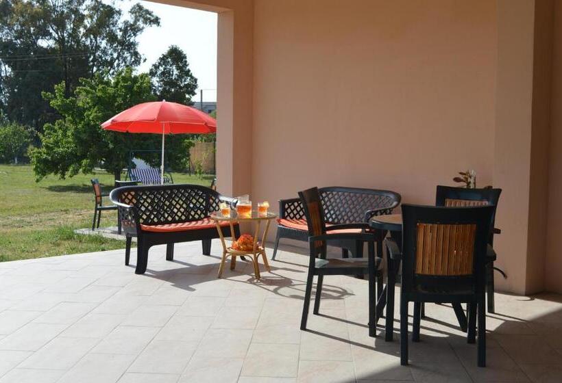 デラックススタジオ, La Maison Di Zia Annina In Sardegna