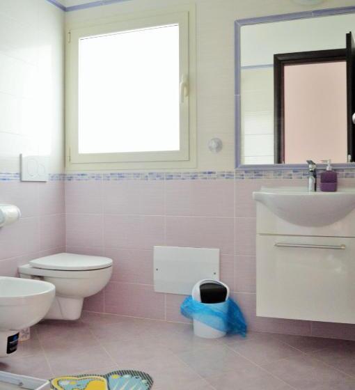 キングサイドベッドのスタンダードワンルーム, La Maison Di Zia Annina In Sardegna