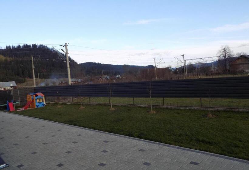 4인용 스탠다드 룸, Sweet Home Bucovina Frasin Petreceri Private Si Majorate