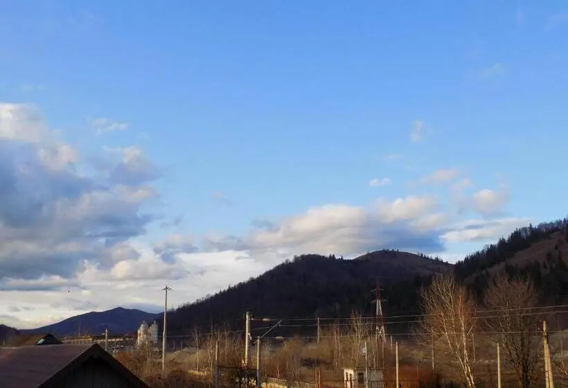スタンダード４人部屋, Sweet Home Bucovina Frasin Petreceri Private Si Majorate
