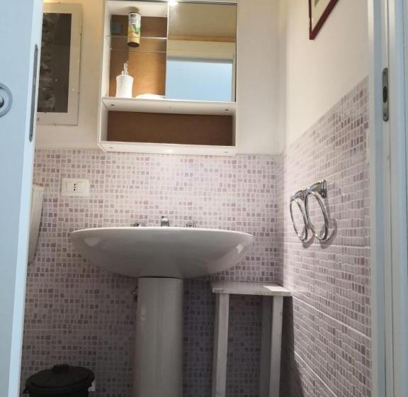 Aile Odası, Casa Tellina Lungomare Scogliera