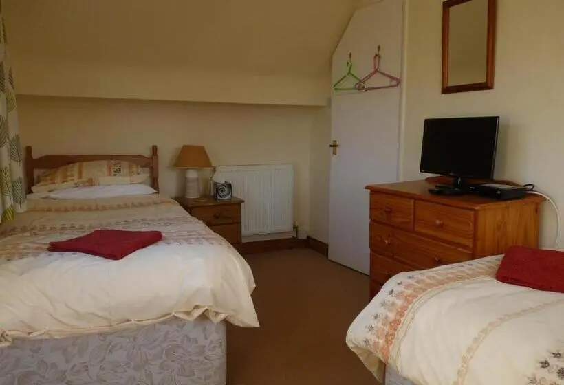 Standard-huone Puutarhanäkymä, Cosy Twin Room In Brecon