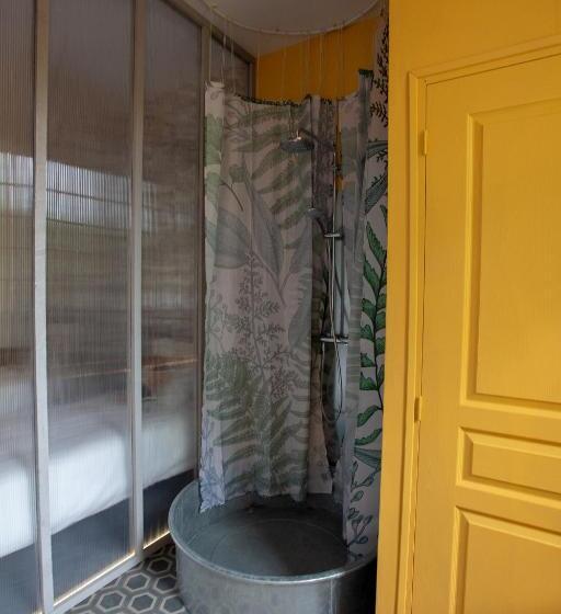 ファミリールーム, Maison Doat 1823