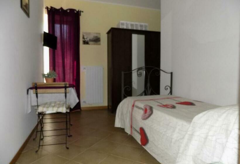 اتاق استاندارد یک نفره, La Noce Bed And Breakfast