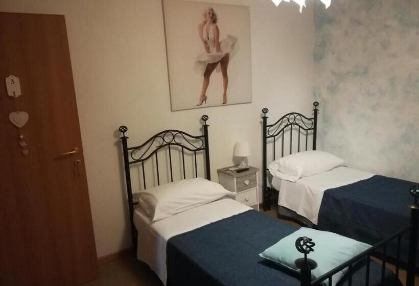 اتاق اکونومی, La Noce Bed And Breakfast