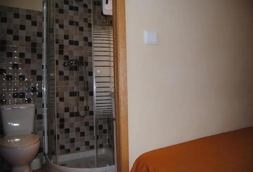スタンダードシングルルーム, Hostal ávila