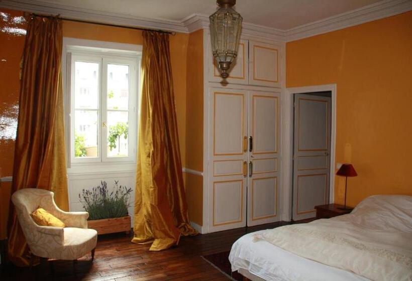 غرفة ديلوكس, La Maison Bleue