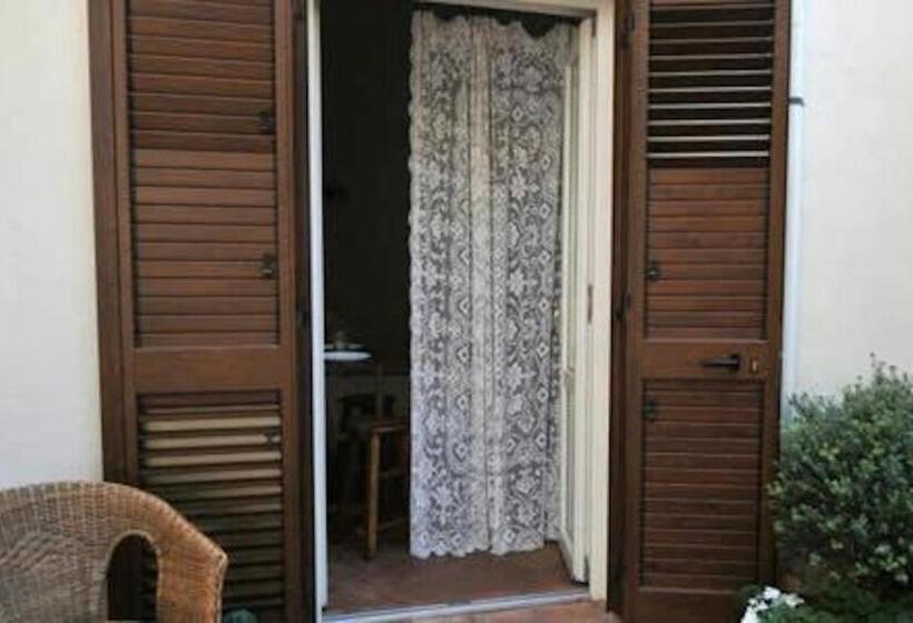 标准房带园景, B&b Del Giglio