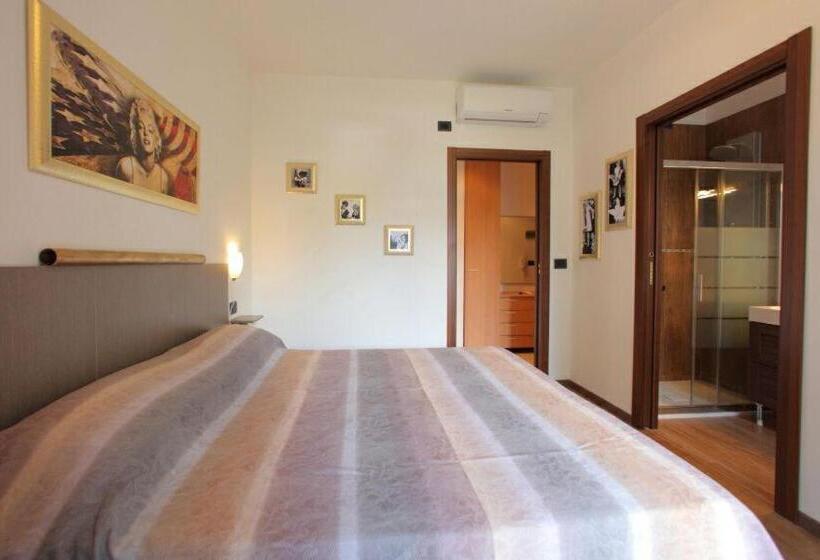 اتاق استاندارد, B&b Holidays Artisti