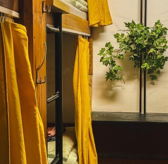 Кровать в Общей Комнате, Hostel Klondike