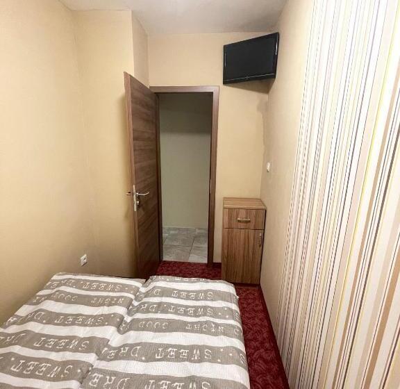 آپارتمان 1 خوابه همکف, Grátisz Apartman Siófok