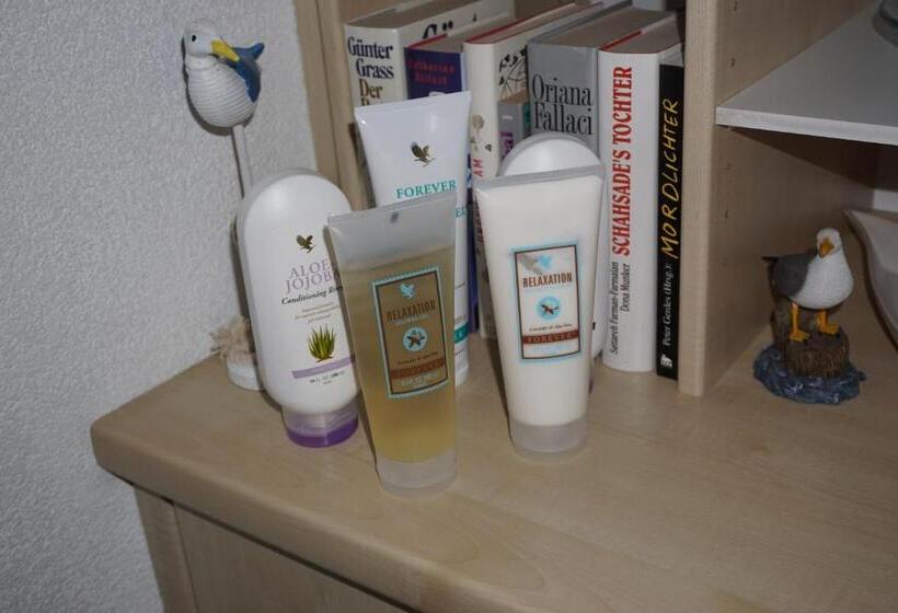 장애인을 위한 스탠다드 룸, Happiness