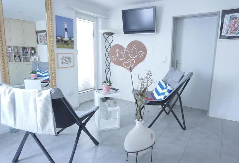 장애인을 위한 스탠다드 룸, Happiness