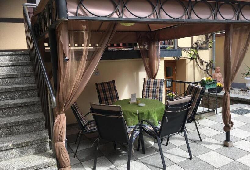 디럭스 룸, Pension Sonja Müller