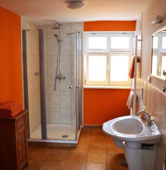 اتاق استاندارد, Rathaus Pension 1685