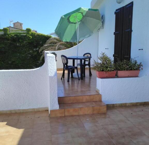 חדר סטנדרט נוף לים עם מרפסת, Villa Adelina