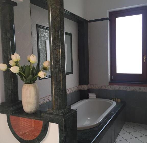 Люкс с Террасой, Villa Charme