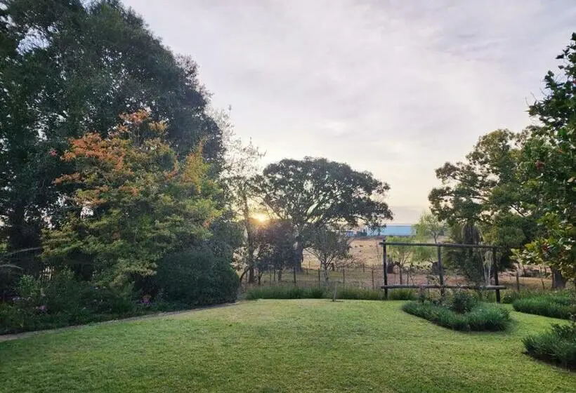 ガーデンビュースタンダードルーム, Lalani B&b/self Catering Cottages