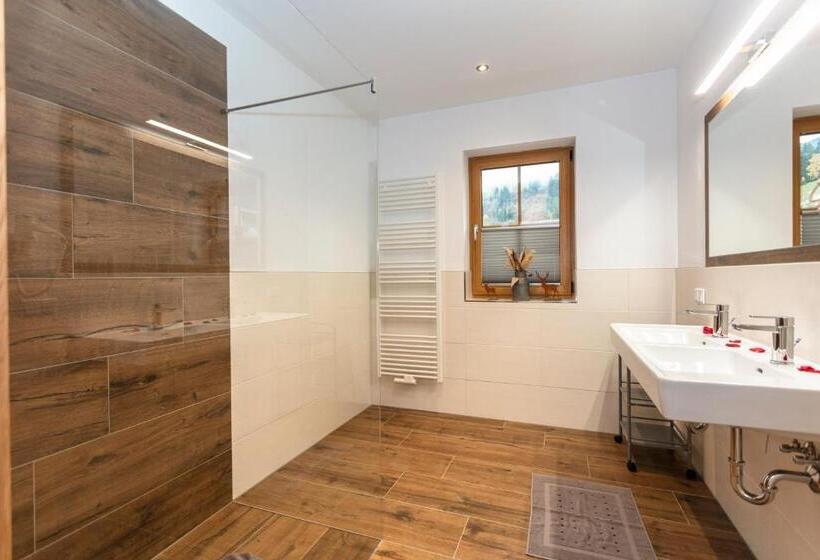 شقة 3 غرف, Landhotel Hinteraigengut