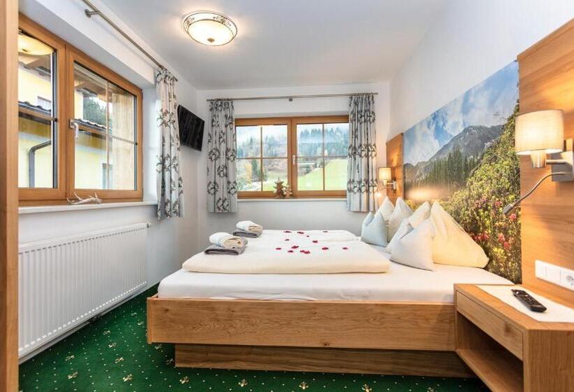 Апартаменты 3 Спальни, Landhotel Hinteraigengut