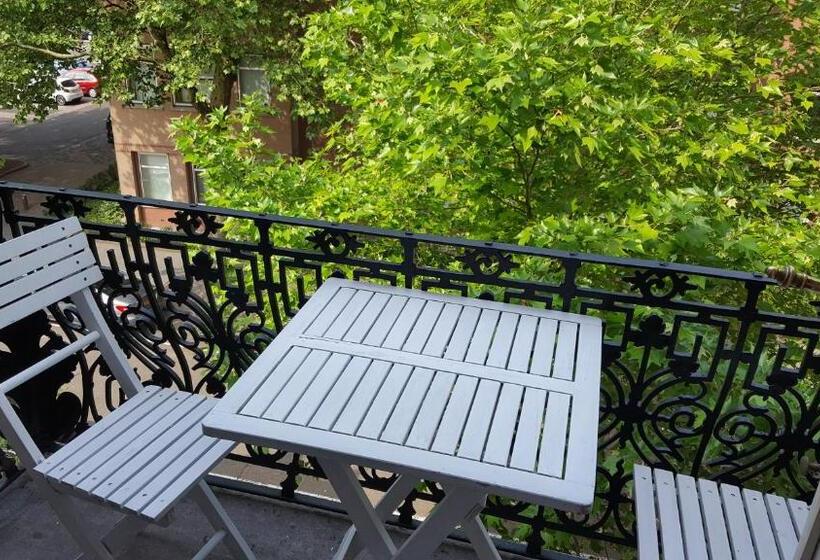 Quarto Estandar com Sacada, City Lodge Stay A While