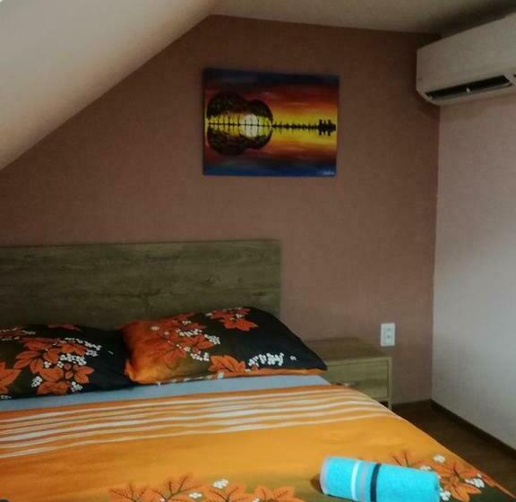 غرفة قياسية, Vila Mária Rapovce