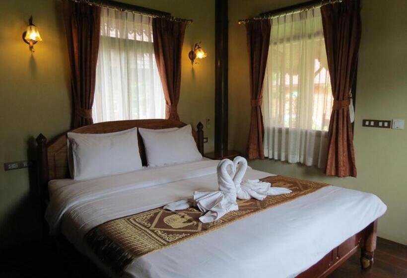デラックスバンガロー, Pongsin Resort