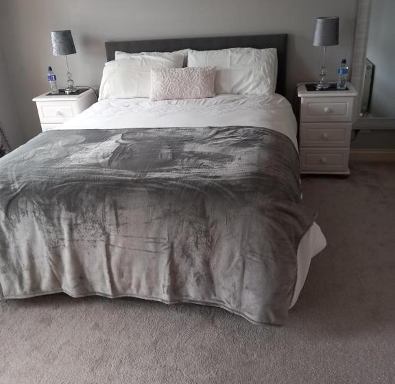 Стандартный Номер Кровать Кинг, Clonoughter Heights