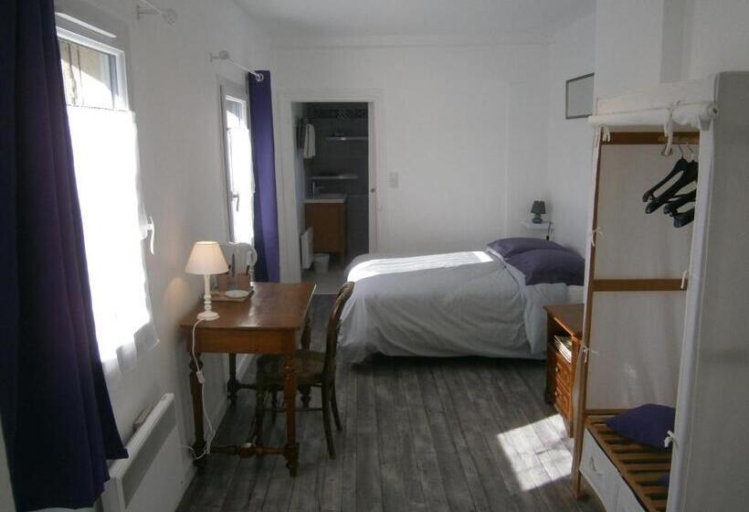 غرفة قياسية مطلّة علي الحديقة, Les Charmilles