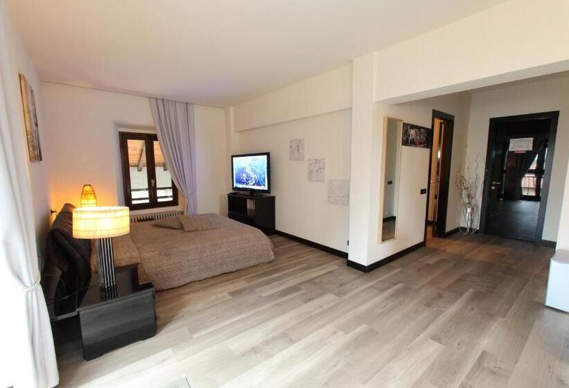 Полулюкс Вид на Сад, Il Castello B&b