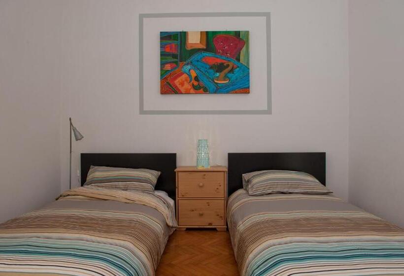 Standard room with outdoor bath, Casa Corinna