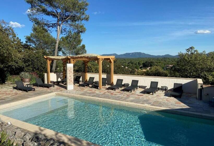 Escritório Superior, Villa Asunda B&b Spa & Sauna, Chambres D Hôtes